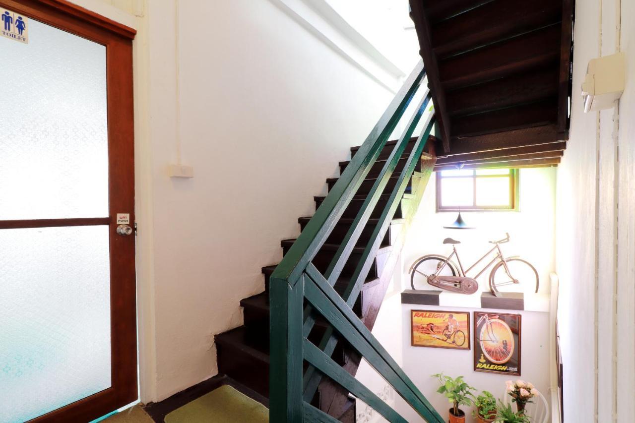 Oyo 552 Hab40 Hostel Chiang Mai Extérieur photo